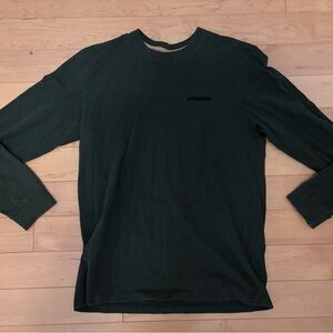 Patagonia Men's Forest Green Long Sleeve Tee